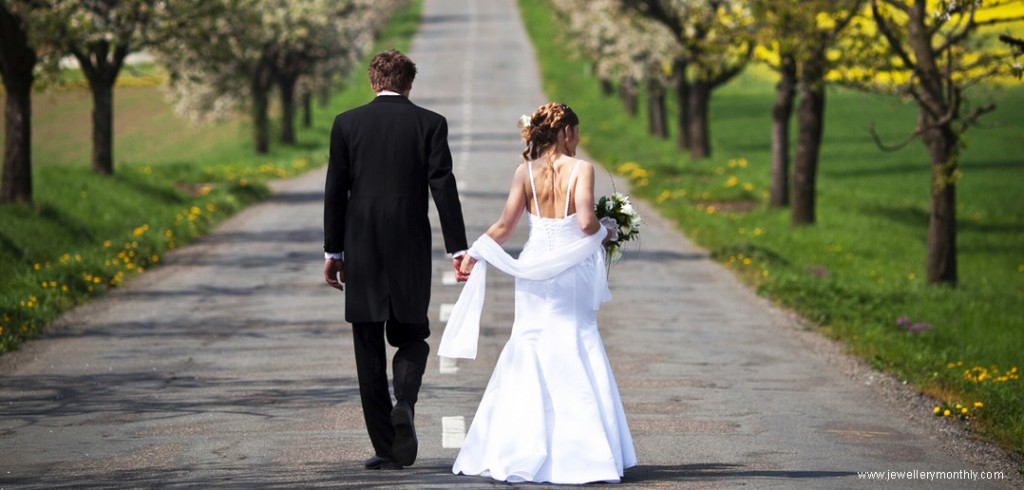 Strange Wedding customs. strange-wedding-traditions