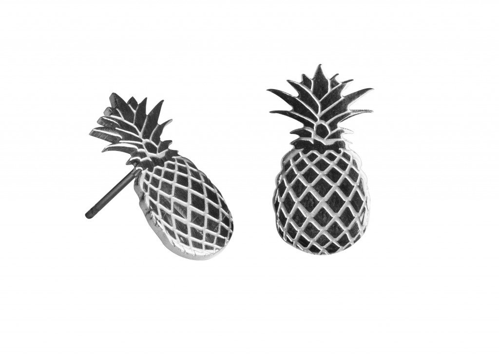 Lady_Muck_Samuel_Wiles_Media