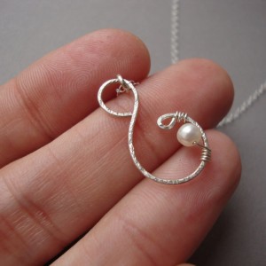 pregnancy jewellery