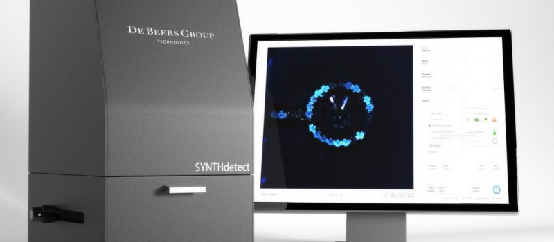 IIDGR Returns to IJL The De Beers SynthDetect, capable of screening finished diamond jewellery and loose for synthetics, simulants and treated stones