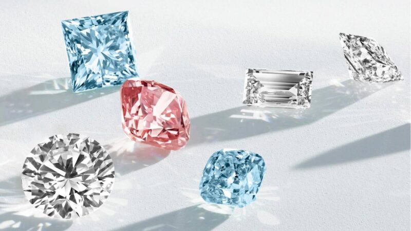 De Beers Group to Wind Down Lightbox Lab-Grown Diamond Business lightbox (1)