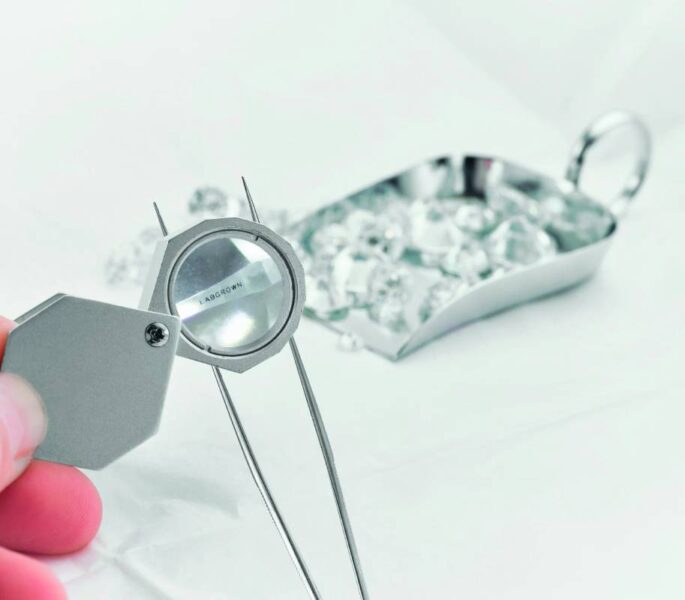 GIA to Introduce Updated Services for Laboratory-Grown Diamonds from 1 October lab grown shutterstock 2154557685 scaled