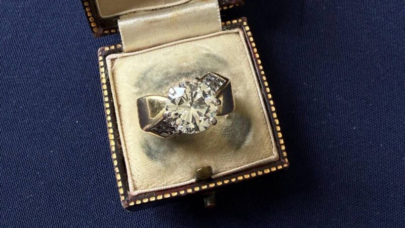 vintage ring (1)