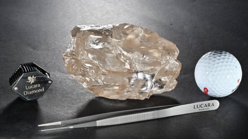 Lucara Sells 2,488-Carat Motswedi Diamond for Undisclosed Price lucara (1)
